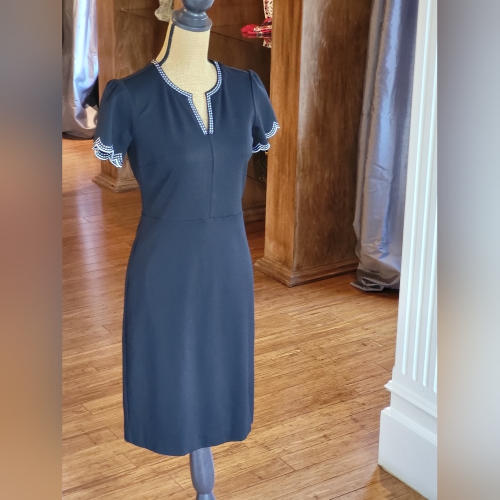 Ann Taylor Size 2 Black Knit Fitted Short Sleeve Dress - Picture 9 of 11